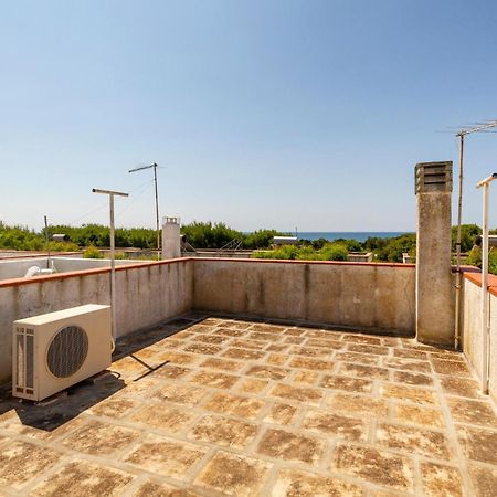 Awesome Home In Manduria With Kitchen المظهر الخارجي الصورة